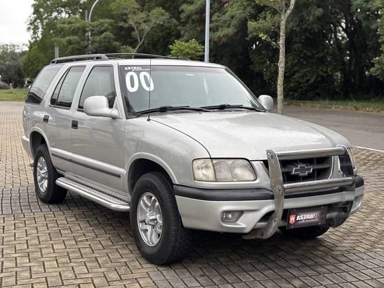 CHEVROLET BLAZER 2.2 MPFI DLX 4X2 8V GASOLINA 4P MANUAL CHEVROLET BLAZER 2.2 MPFI DLX 4X2 8V GASOLINA 4P MANUAL